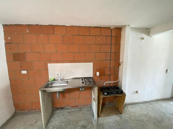 Casa de 2 alcobas en venta en Candelaria, 60 m² · foto 6 de 10