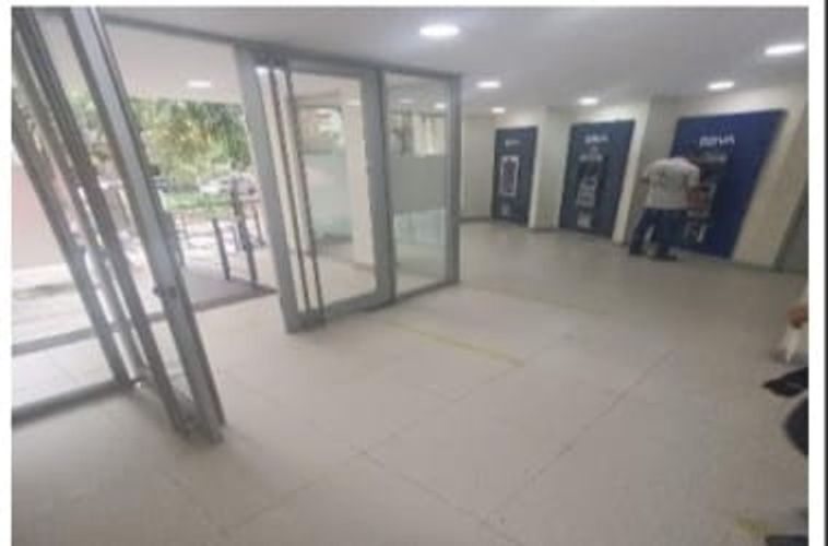 Local en venta en Guayaquil, Medellín, 519 m² · foto 2 de 4