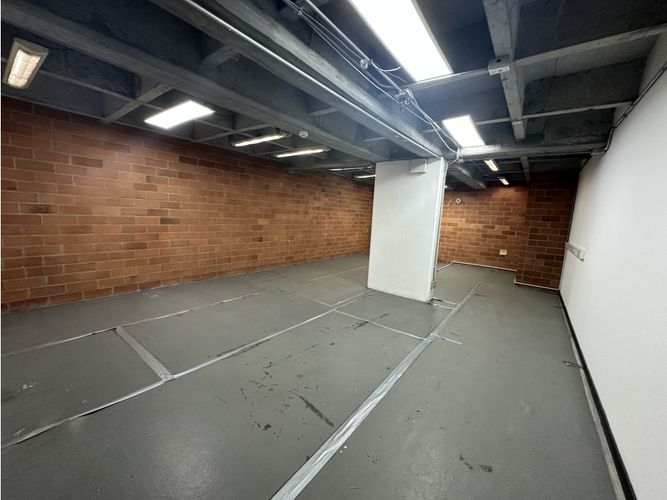Oficina en arriendo en Ciudad Del Río, Medellín, 1013 m² · foto 14 de 17
