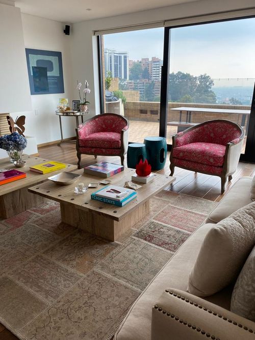 Apartamento de 2 alcobas en venta en El Refugio I, Bogotá, 300 m² · foto 4 de 24
