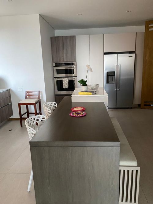 Apartamento de 2 alcobas en venta en El Refugio I, Bogotá, 300 m² · foto 12 de 24