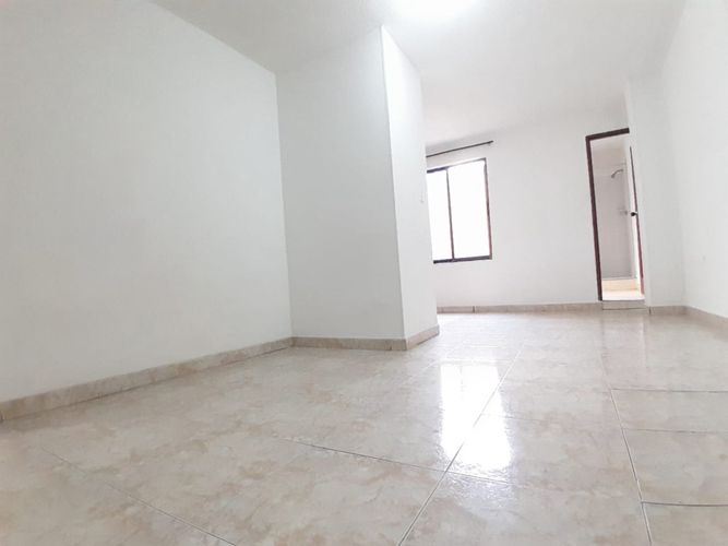 Apartamento en venta en Colseguros, Cali · foto 3 de 8