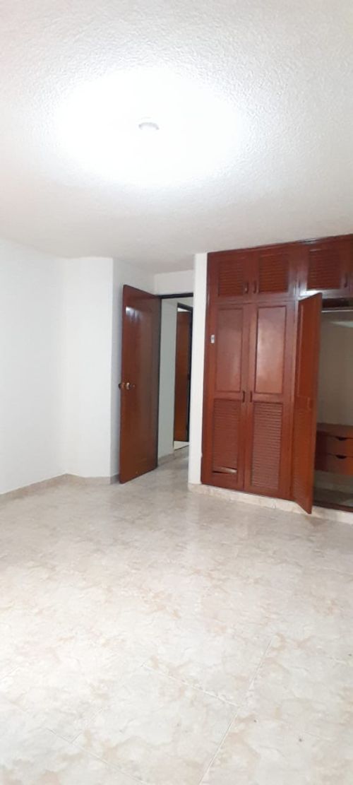 Apartamento en venta en Colseguros, Cali · foto 5 de 8