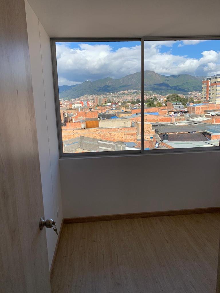 Apartamento en venta en Rafael Uribe, Bogotá · foto 4 de 11