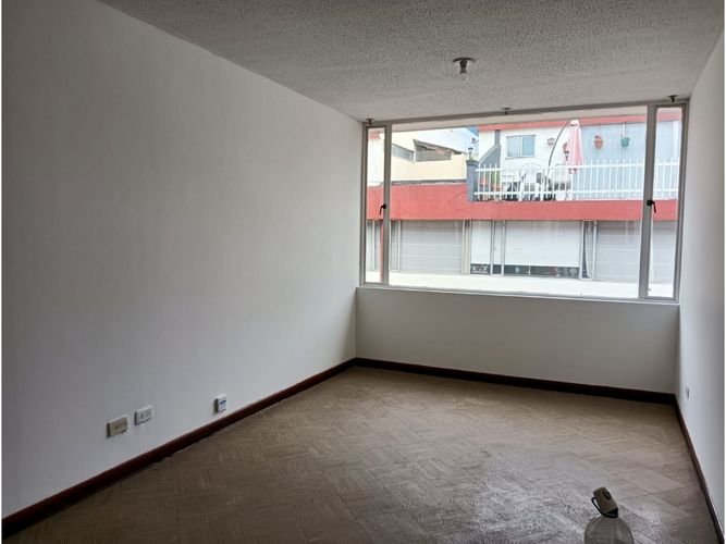 Apartamento en venta en Cedritos, Bogotá · foto 2 de 10