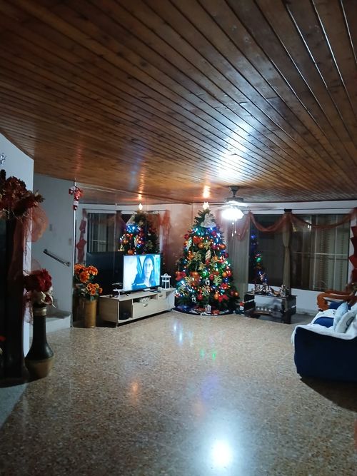 Casa de 5 alcobas en venta en Ciudad Jardin, Barranquilla, 410 m² · foto 11 de 24