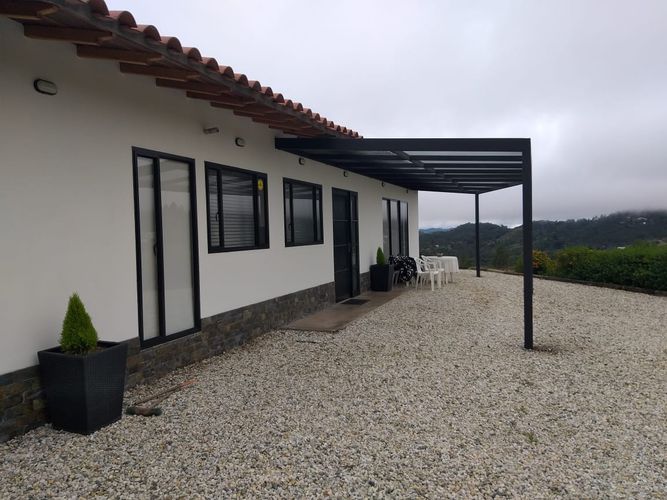 Casa de 4 alcobas en venta en Altos Del Escobero, Envigado · foto 23 de 24