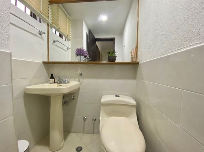 Apartamento de 3 alcobas en venta en San Lucas, Medellín, 203 m² · foto 18 de 24