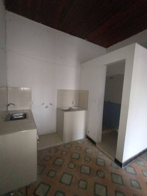 Casa de 5 alcobas en venta en San Francisco De Asis, Neiva, 309 m² · foto 14 de 20