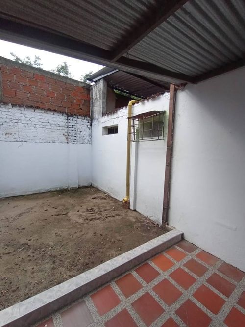 Casa de 5 alcobas en venta en San Francisco De Asis, Neiva, 309 m² · foto 17 de 20