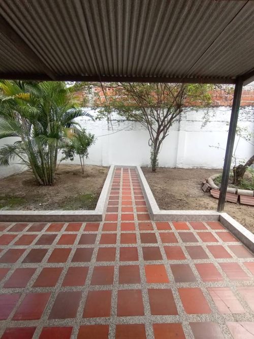 Casa de 5 alcobas en venta en San Francisco De Asis, Neiva, 309 m² · foto 18 de 20