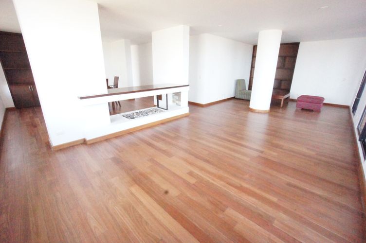 Apartamento de 4 alcobas en venta en La Calleja, Bogotá, 253 m² · foto 23 de 24