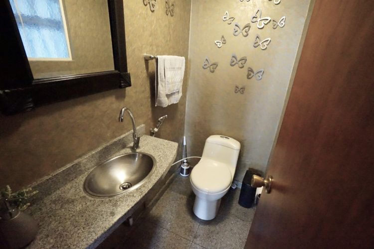 Casa de 5 alcobas en venta en Polo Club, Bogotá, 238 m² · foto 8 de 24