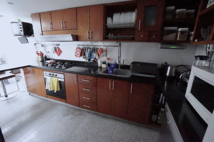 Casa de 5 alcobas en venta en Polo Club, Bogotá, 238 m² · foto 9 de 24