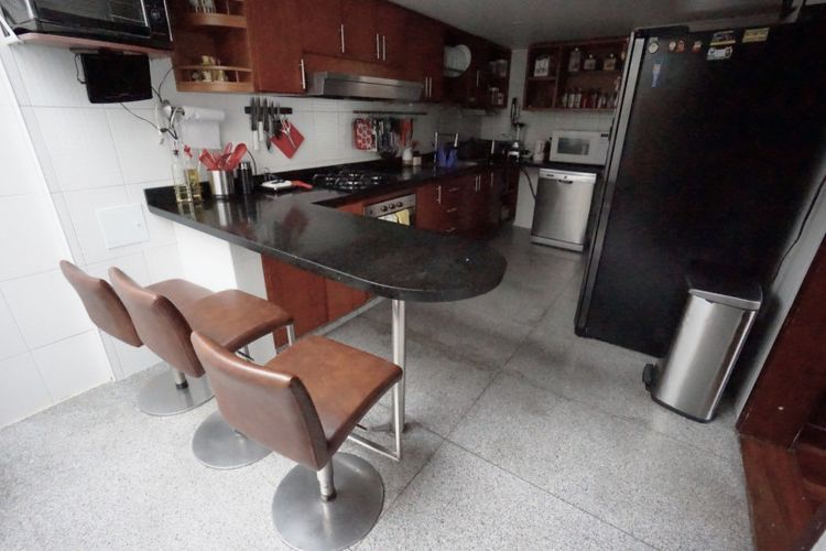 Casa de 5 alcobas en venta en Polo Club, Bogotá, 238 m² · foto 10 de 24