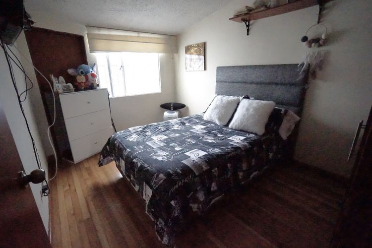 Casa de 5 alcobas en venta en Polo Club, Bogotá, 238 m² · foto 22 de 24