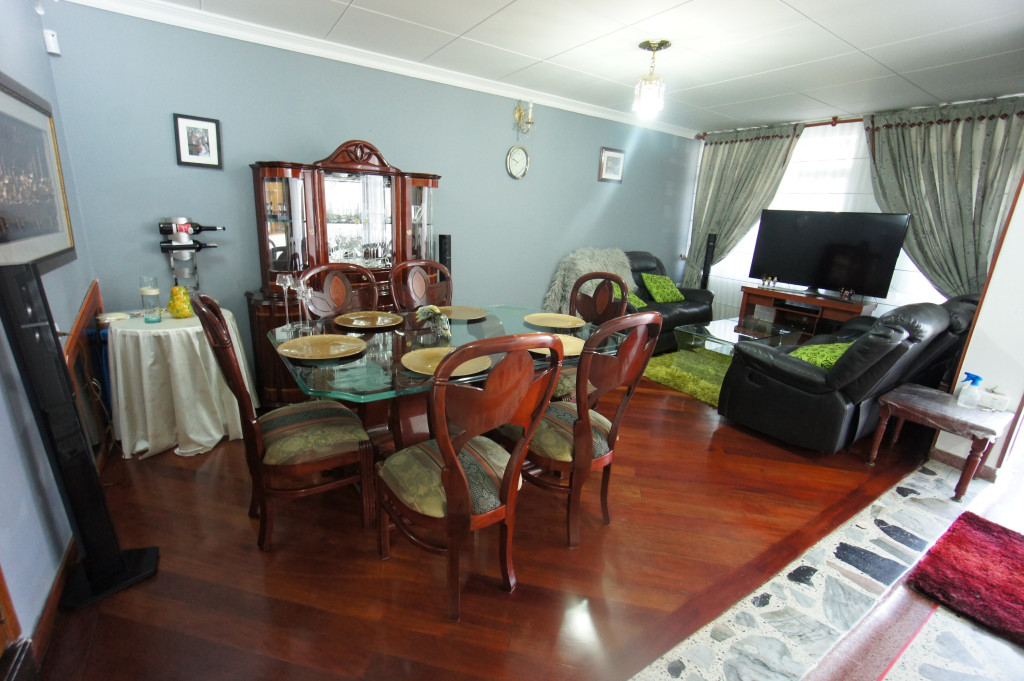 Casa en venta en Ricaurte, Bogotá · foto 8 de 24