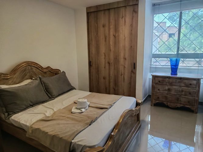 Apartamento de 3 alcobas en arriendo en San Lucas, Medellín, 170 m² · foto 12 de 22