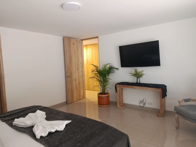 Apartamento de 3 alcobas en arriendo en San Lucas, Medellín, 170 m² · foto 14 de 22