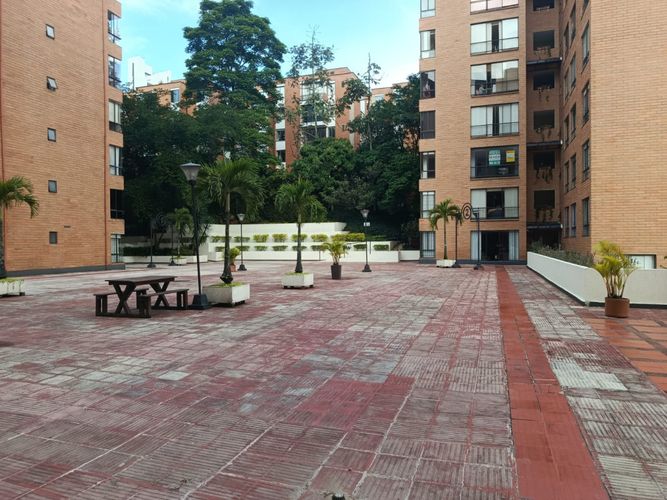 Apartamento de 3 alcobas en arriendo en San Lucas, Medellín, 170 m² · foto 22 de 22