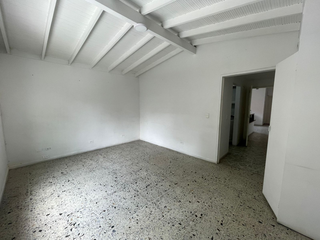 Oficina en Arriendo en Suramericana, Medellín