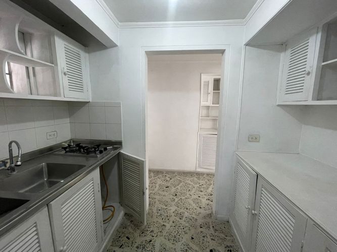Oficina en arriendo en Suramericana, Medellín, 30 m² · foto 3 de 12