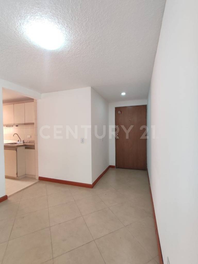 Apartamento en venta en Marly, Bogotá · foto 4 de 12