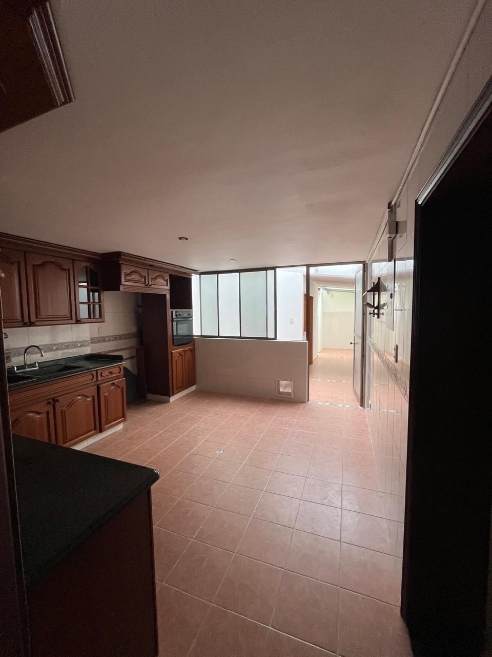Casa en venta en Los Andes, Bogotá · foto 4 de 18