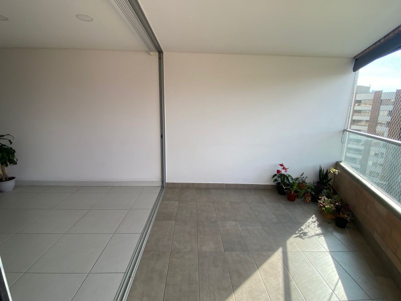 Apartamento en venta en Loma Del Chocho, Envigado · foto 4 de 14