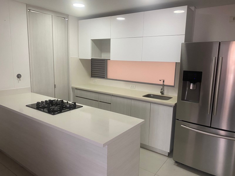 Apartamento en venta en Loma Del Chocho, Envigado · foto 6 de 14