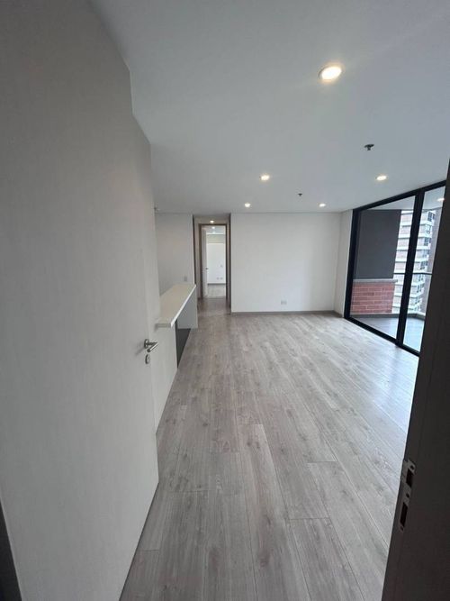 Apartamento de 2 alcobas en arriendo en Altos Del Poblado, Medellín, 78 m² · foto 16 de 24