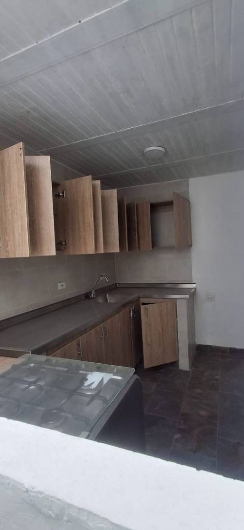 Edificio en venta en Cabecera San Antonio De Prado, Medellín, 234 m² · foto 3 de 4