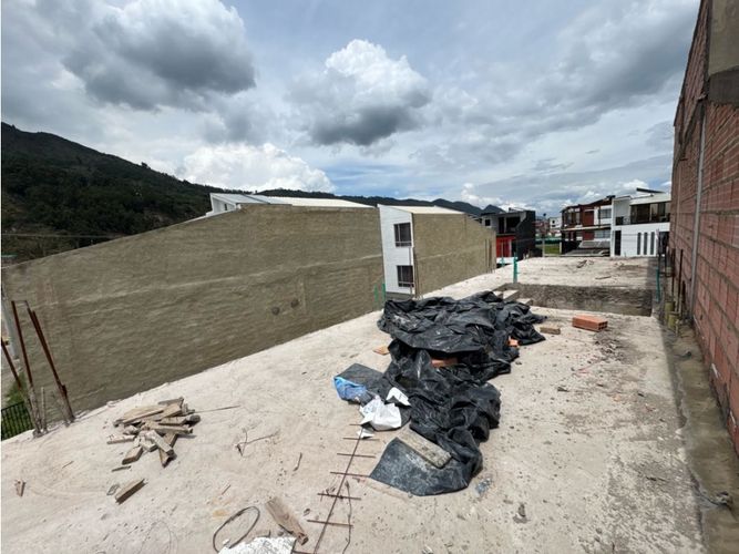 Casa de 3 alcobas en venta en Parcelas, Cota, 216 m² · foto 15 de 15