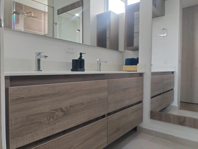 Apartamento de 3 alcobas en arriendo en El Poblado, Medellín, 135 m² · foto 18 de 18