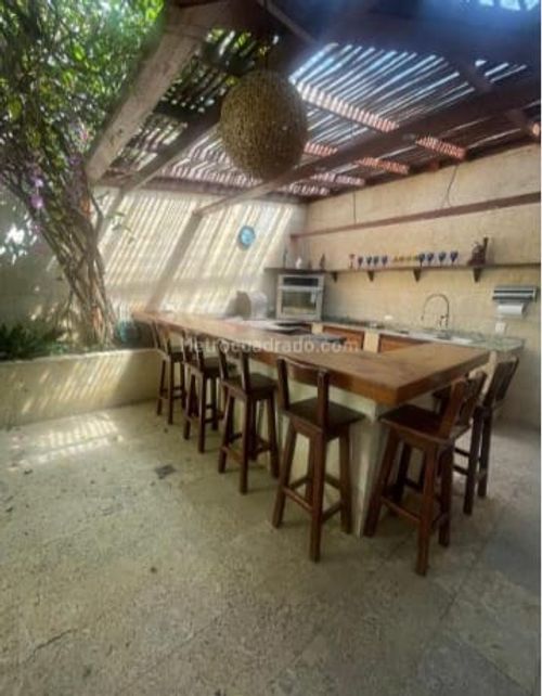 Casa de 3 alcobas en venta en Cr.La Castellana, Barranquilla, 305 m² · foto 4 de 10