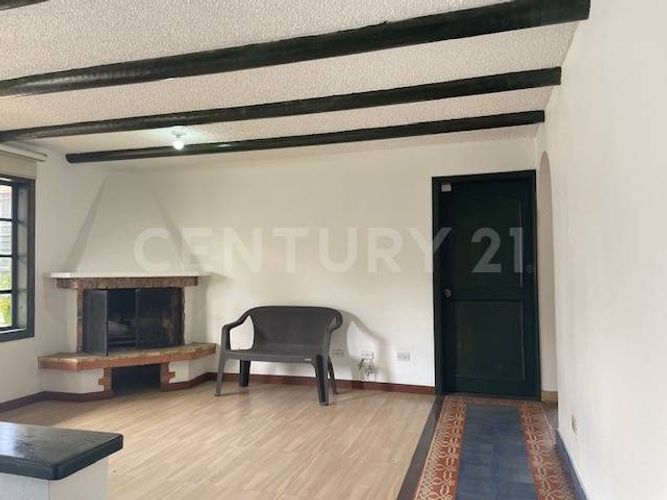 Casa de 4 alcobas en venta en Cota, 186 m² · foto 5 de 24