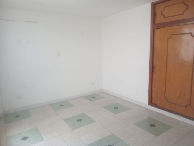 Apartamento de 4 alcobas en venta en Suramericana, Medellín, 212 m² · foto 14 de 15