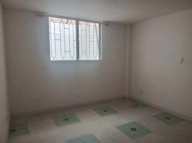 Apartamento de 4 alcobas en arriendo en Suramericana, Medellín, 212 m² · foto 8 de 15