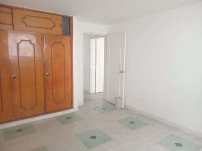 Apartamento de 4 alcobas en arriendo en Suramericana, Medellín, 212 m² · foto 11 de 15
