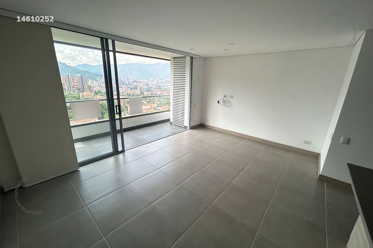 Apartamento de 2 alcobas en arriendo en Loma Del Esmeraldal, Envigado, 77 m² · foto 2 de 16