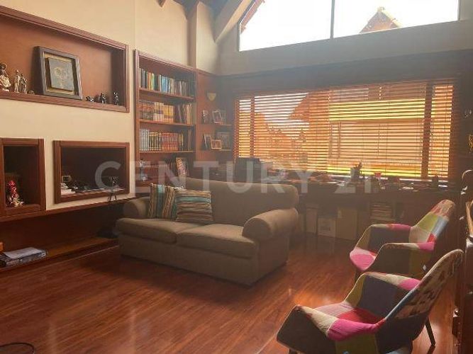 Casa de 4 alcobas en venta en San Jose De Los Nogales, Chía, 332 m² · foto 15 de 24