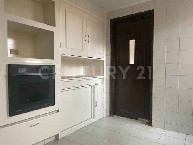 Casa de 4 alcobas en venta en Escuela De Caballeria, Bogotá, 255 m² · foto 8 de 24
