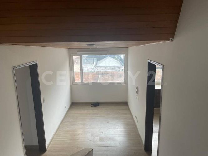 Casa de 4 alcobas en venta en Escuela De Caballeria, Bogotá, 255 m² · foto 23 de 24