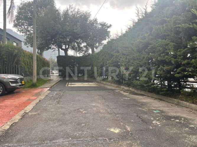 Casa de 4 alcobas en venta en Escuela De Caballeria, Bogotá, 255 m² · foto 24 de 24