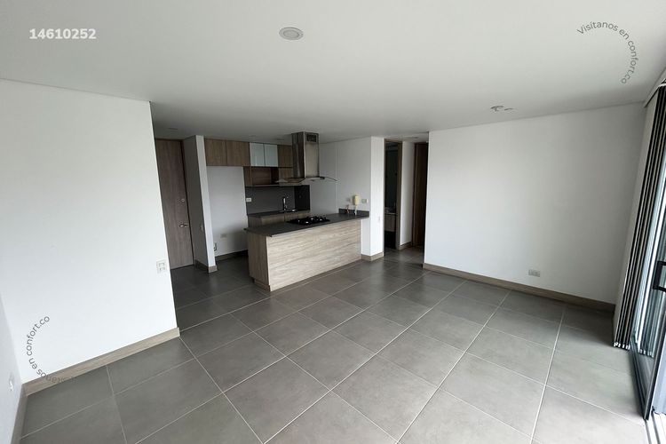 Apartamento de 2 alcobas en arriendo en Loma Del Esmeraldal, Envigado, 77 m² · foto 4 de 16