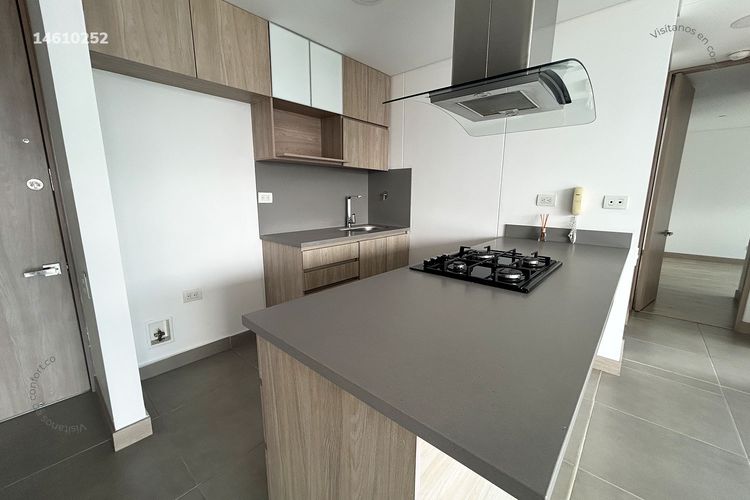Apartamento de 2 alcobas en arriendo en Loma Del Esmeraldal, Envigado, 77 m² · foto 6 de 16