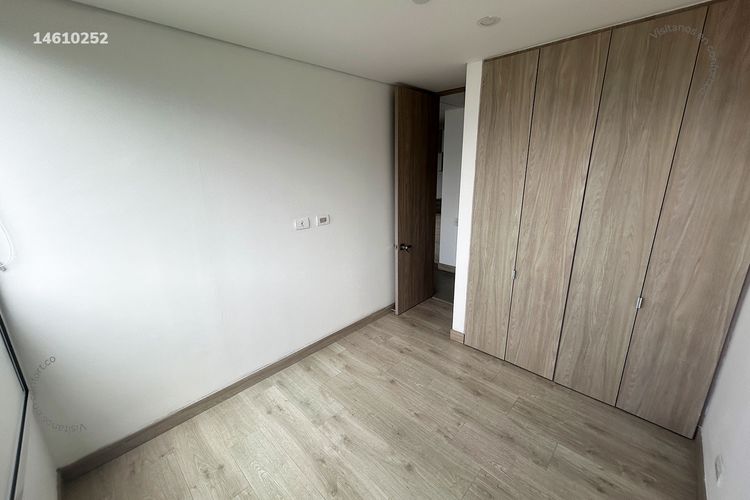 Apartamento de 2 alcobas en arriendo en Loma Del Esmeraldal, Envigado, 77 m² · foto 10 de 16