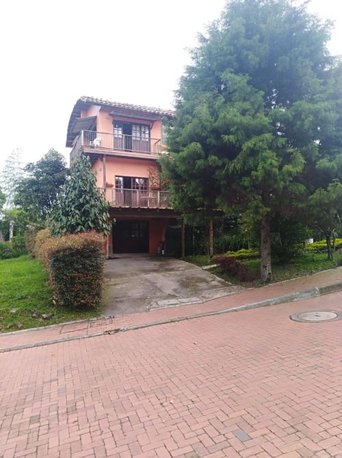 Casa de 3 alcobas en venta en La Aldea, La Estrella, 300 m² · foto 22 de 23