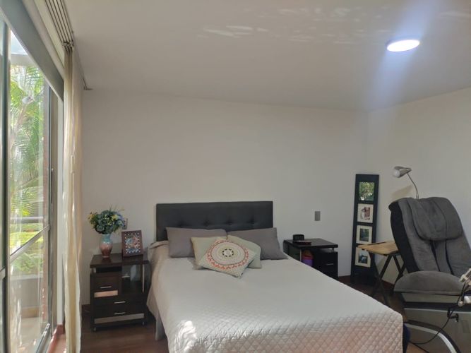 Apartamento de 3 alcobas en arriendo en El Poblado, Medellín, 139 m² · foto 15 de 18