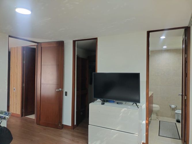 Apartamento de 3 alcobas en arriendo en El Poblado, Medellín, 139 m² · foto 11 de 18